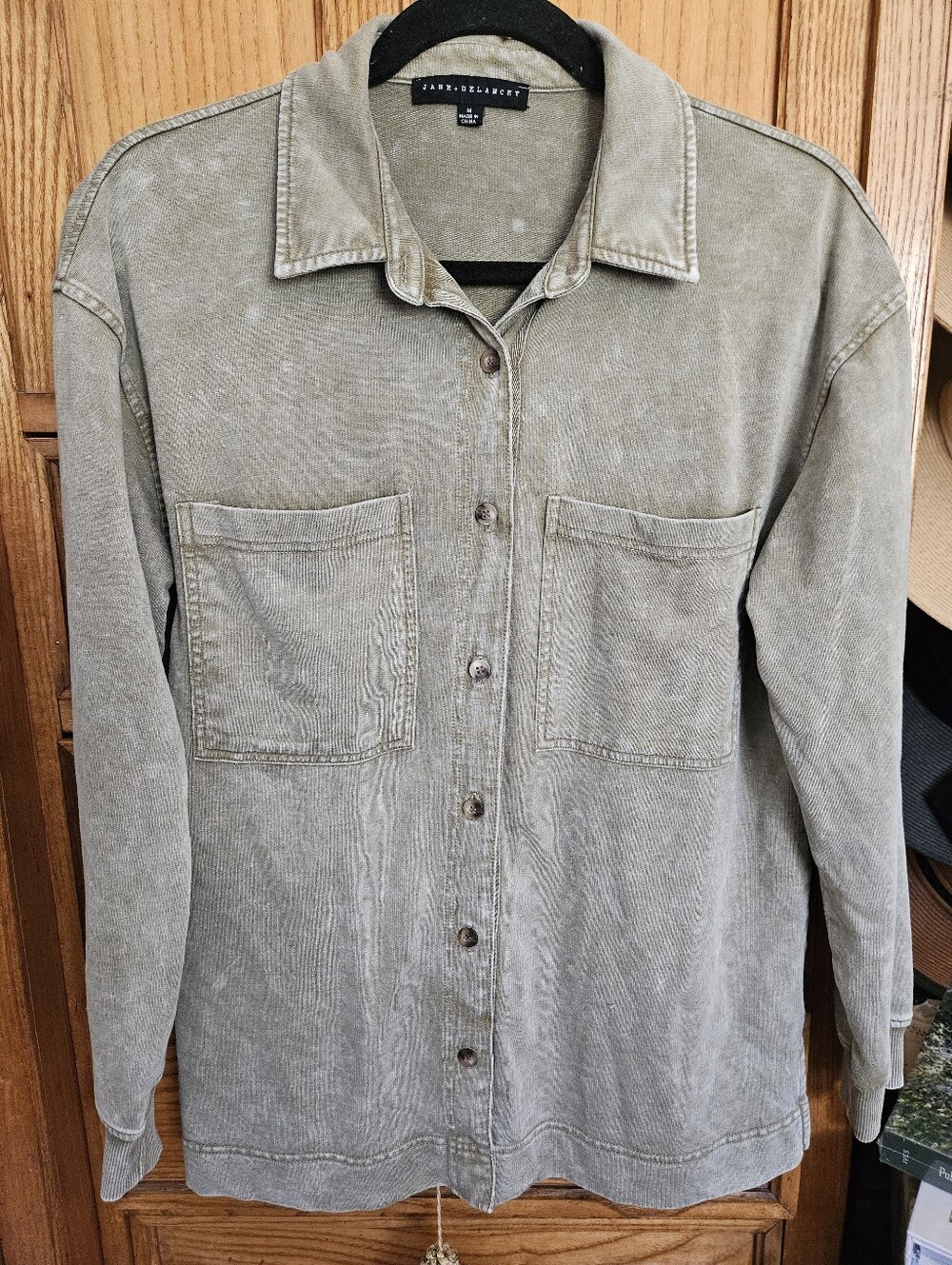 Jane And Delancey Olive Green Button Down Shirt Medium (Would Fit Large)